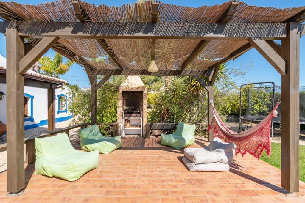 Villa Charme Pêra Екстериор снимка