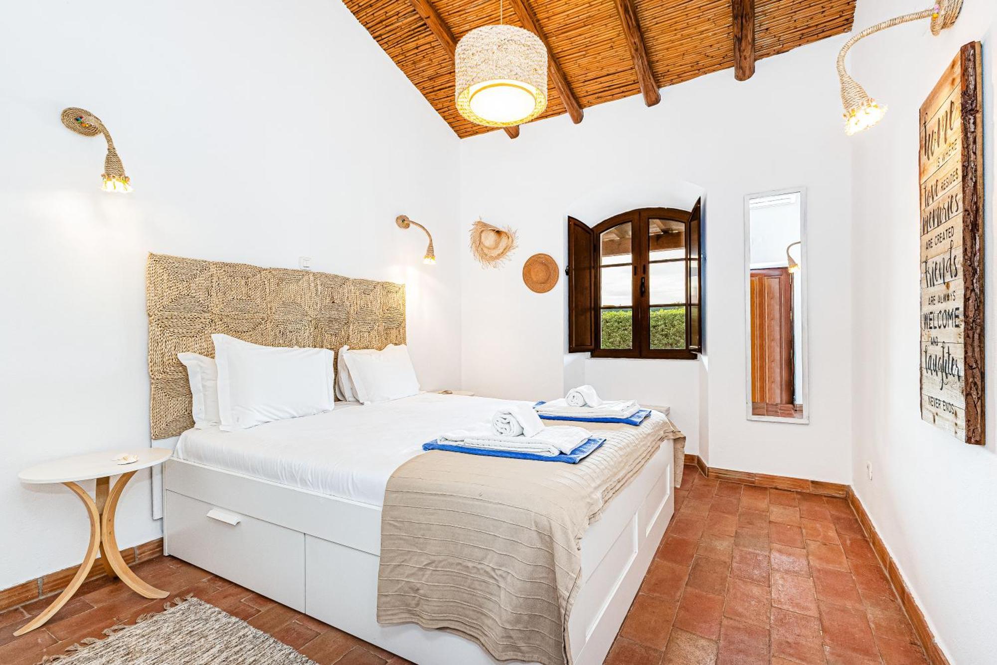 Villa Charme Pêra Екстериор снимка